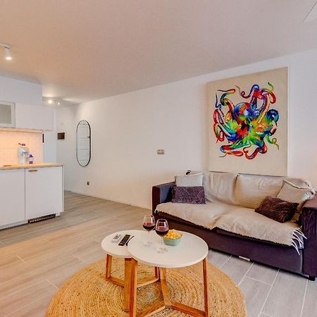 Ocean Loka Apartment Callao Salvaje Exterior photo