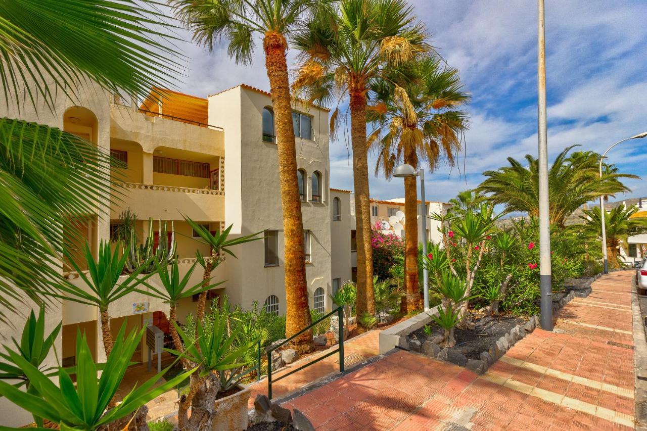 Ocean Loka Apartment Callao Salvaje Exterior photo