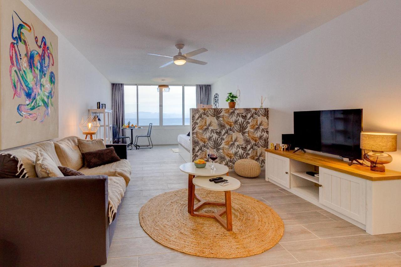Ocean Loka Apartment Callao Salvaje Exterior photo